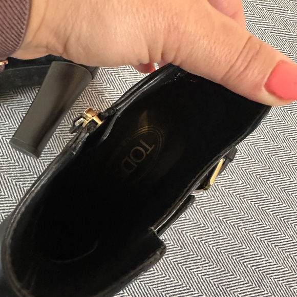 Tod's Black Leather Ankle Booties - Picture 9 of 10
